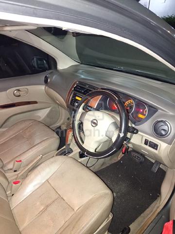 2008 Nissan GRAND LIVINA 1.8 CLASSIC/COMFORT (A) - 4