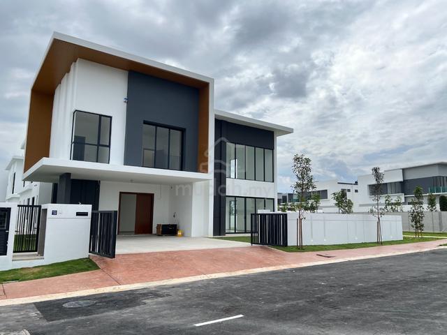 2 Storey Bungalow House, Facing Open, Sendayan, Seremban 1