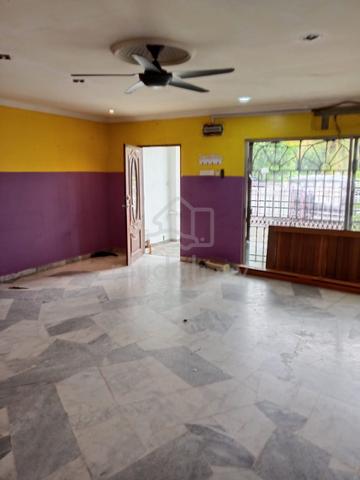 HOUSE FOR RENT  Double Storey Terrace House  Taman Saujana  Klang 1