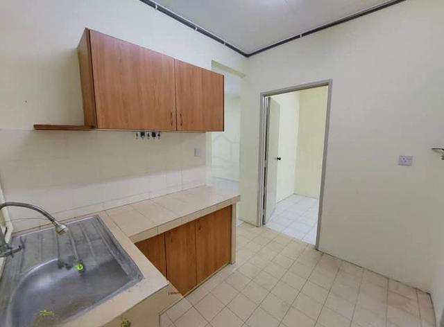 klebang putra chemor, single storey terrace , freehold, renovated 3