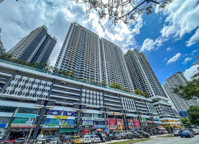 KL Traders Square Residences 1