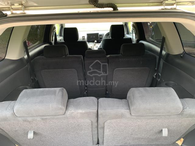 2006 Toyota WISH 1.8 X ZNE10G FACELIFT (A) - 5