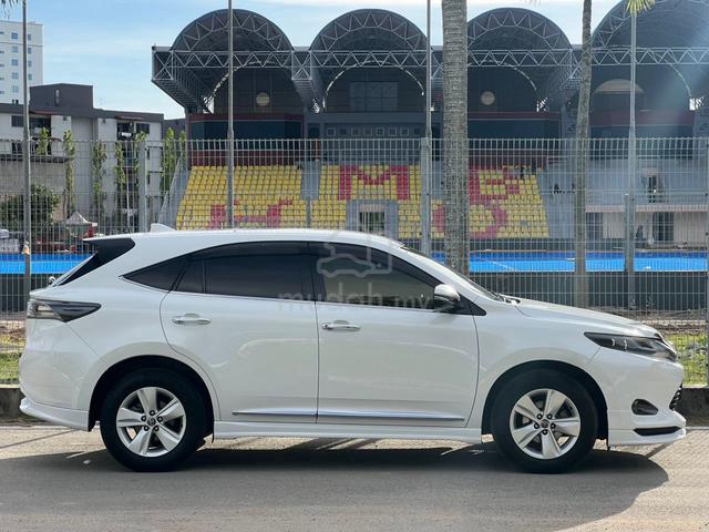 2015 Toyota HARRIER 2.0 (A) - 2