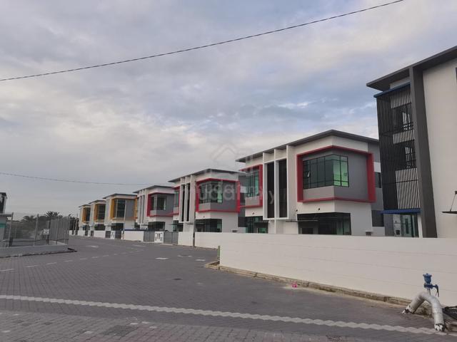 New 2 Storey Semi-D Factory near Industry,Banks,Hawker Center in BM 1