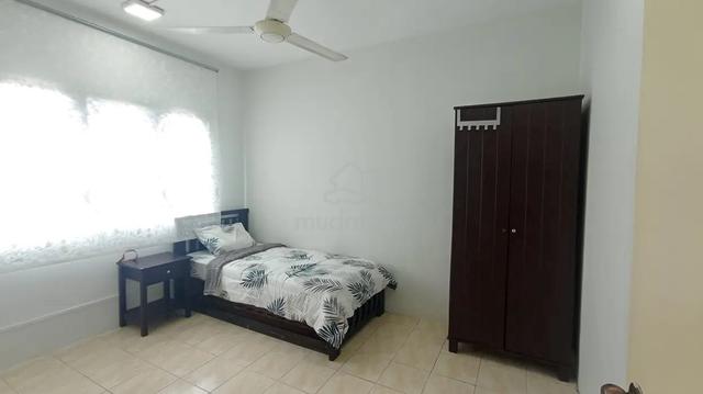 Bilik Sewa Perempuan Seri Kembangan 1