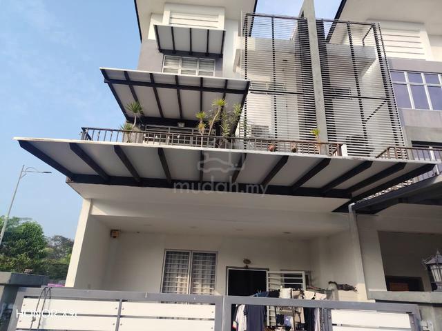 D'Prestij, Taman Villa Perdana Kajang 3 Storey Semi D Endlot 1