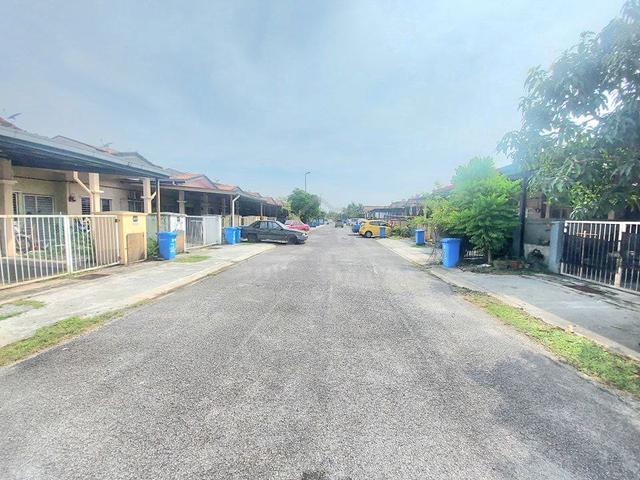 MURAH! Single Storey Taman Sri Orked, Jalan Kebun Seksyen 30,Shah Alam 3