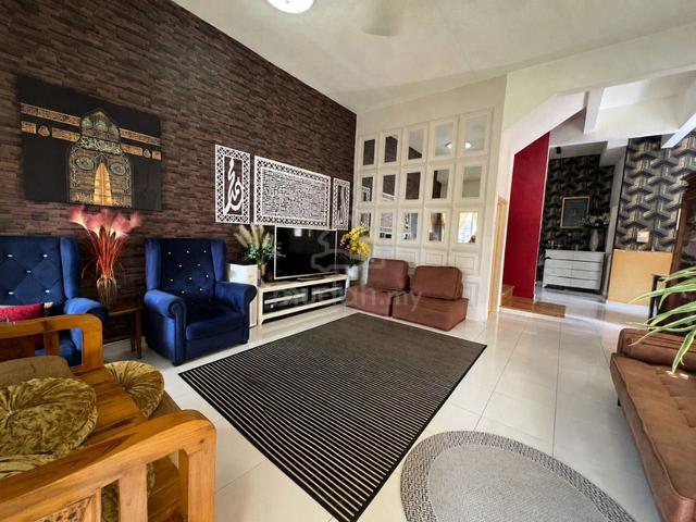 Corner Lot 2.5 Storey Ukay Perdana 3 1