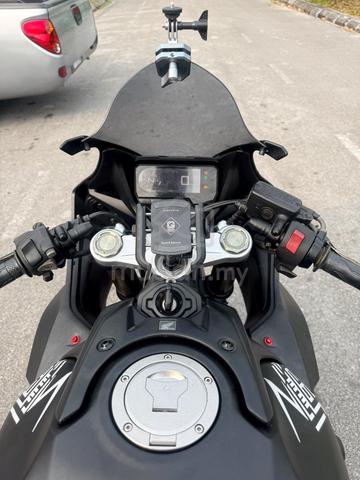 Honda CBR650R FOR SALE - photo 2 of 3