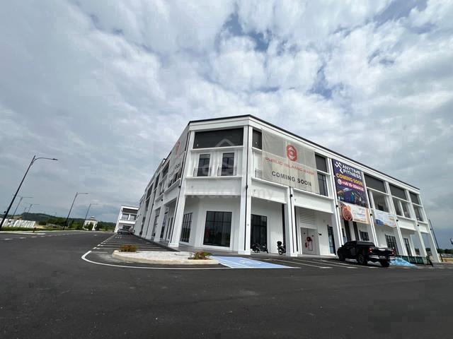 Brand New Puncak Alam Eco Grandeur Utopia East Ground Floor Shop Lot 1