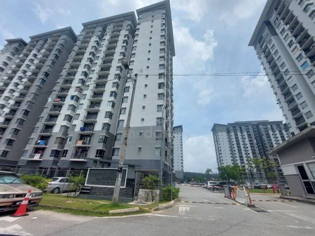 Residensi Laguna Biru 2 1