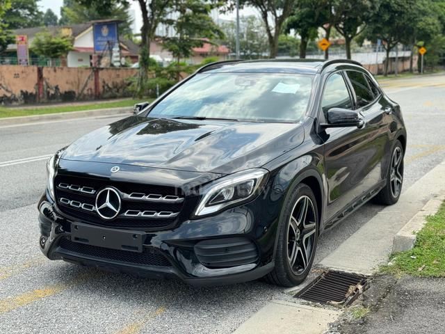 2019 Mercedes Benz GLA250 4MATIC AMG Full Spec - 3