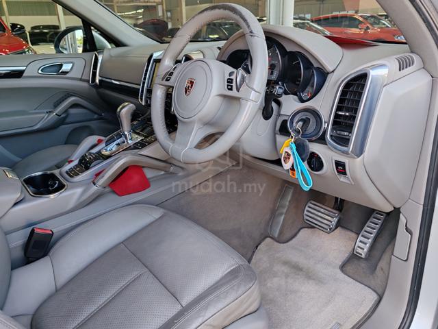 2010 Porsche CAYENNE 4.8 S 958 (A) - 5