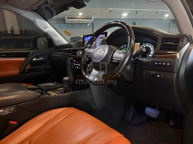 2016 Lexus LX570 5.7 V8 - 2