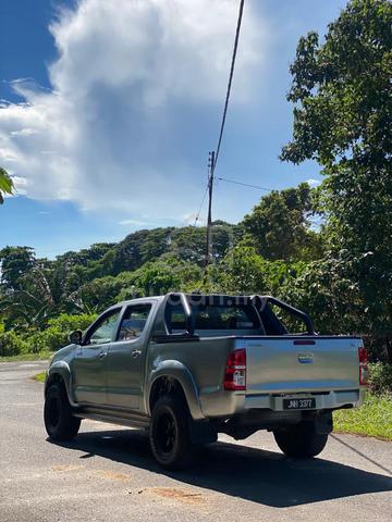 2012 Toyota HILUX 2.5 G (A) - 5