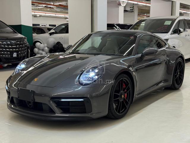 2023 Porsche 911 3.0 CARRERA 4 GTS (A) - 1
