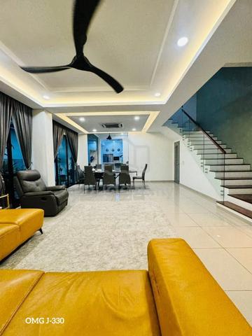 Setia Alam Setia Utama 1 3 Storey Semi-D Fully Renovated For Sale 1