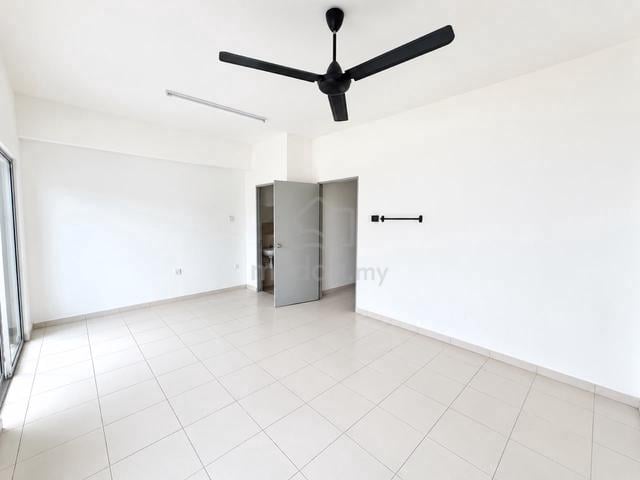 CIQ / Senai / 4 Bedroom / Scientex Utama / Skudai / Woodlands 1