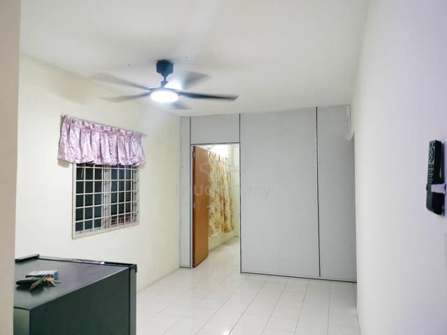 Dahlia Apartment (Taman Bunga Raya) 1