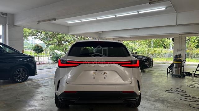 Dim Sunroof 2023 Lexus NX250 VERSION L HUD LED - 4