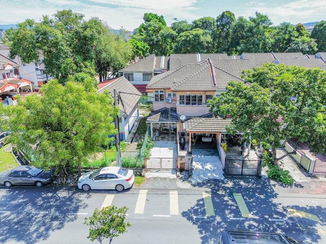 Townhouse Pandan Indah, Ampang 1