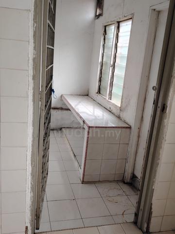 Vacant House Bukit Desa Single Storey Kepong Kuala Lumpur for rent 5