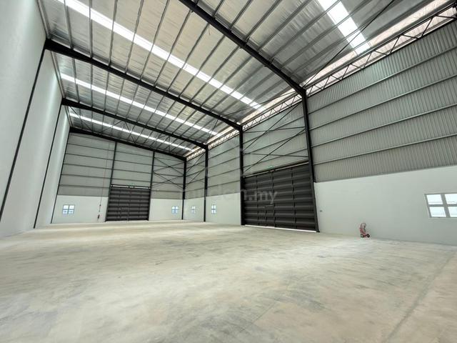 Semi-D Warehouse Factory bu 13080sf with Power 400amp ETP KIIP Kapar 1