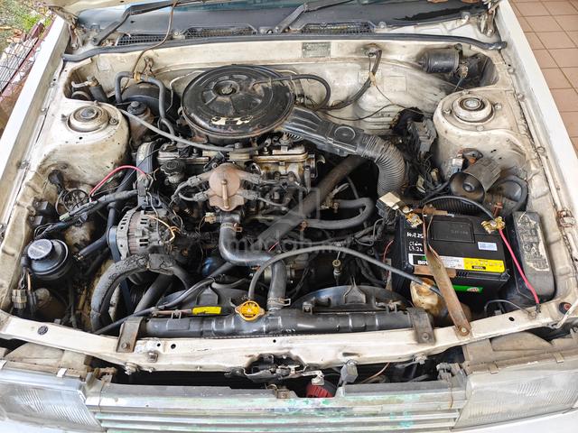 Toyota CORONA 1.6 - 4