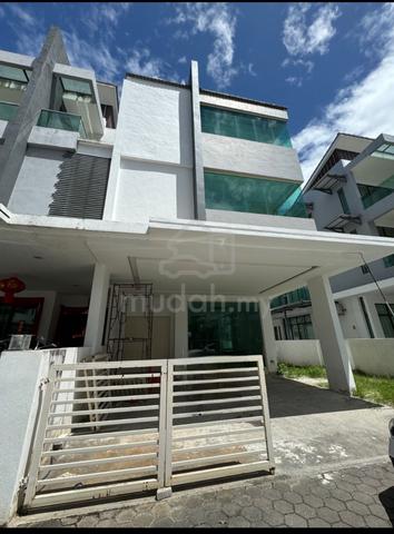 ** 3 Storey Semi D for Sale - Taman Villa Permai Butterworth 1