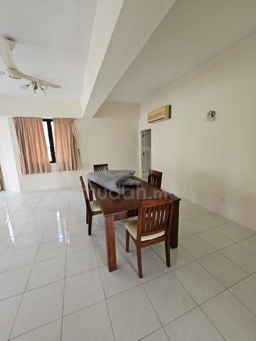 Sri Pangkor (Pulau Tikus) 1
