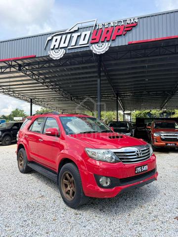 2013 Toyota FORTUNER 2.5 G TRD SPORTIVO VNT - 1