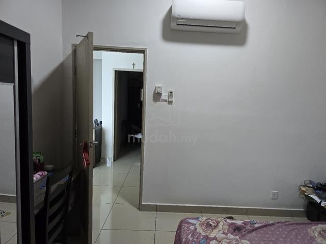 Room for rent  1