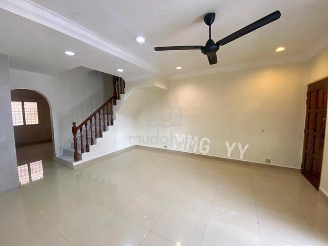 Taman Klang Utama, Intermediate Double Storey Unit For Rent 1