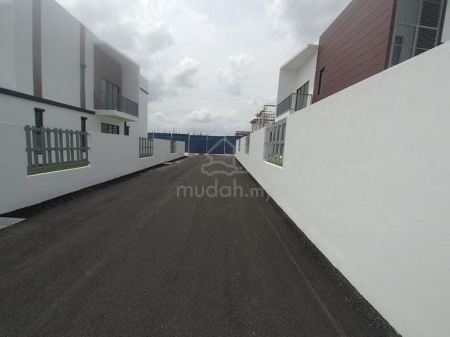 2 Sty Endlot With Land Springfields Residence Setia Ecohill 2 FREEHOLD 5
