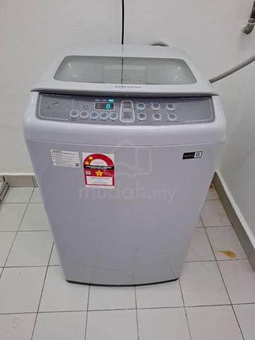For RENT - Master, middle and single room in Kelana Jaya 5