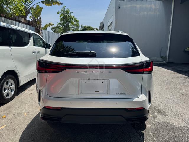 2022 Lexus NX250 2.5 VERSION L PANROOF UNREGISTER - 3