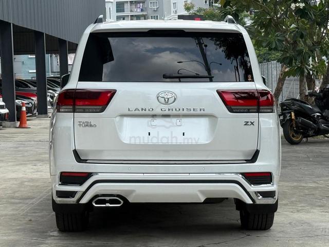 MODELISTA 2023 Toyota LANDCRUISER 3.3 ZX FJA300W(A - 5