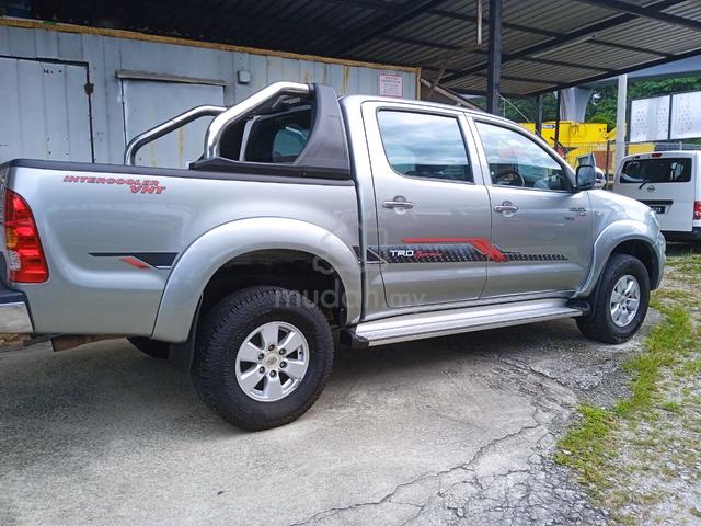 2011 Toyota HILUX 2.5 G (A) - 4