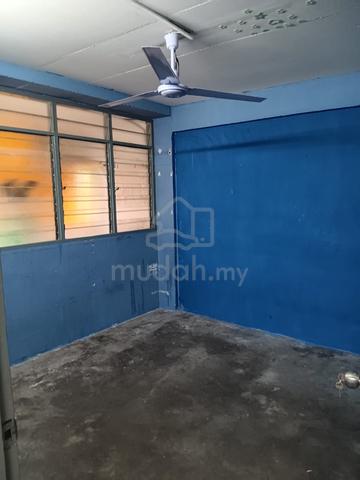 Rumah Pangsa Bercham 1