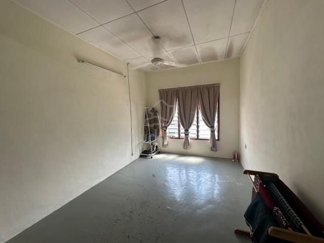Rumah Pangsa Permas Jaya 1