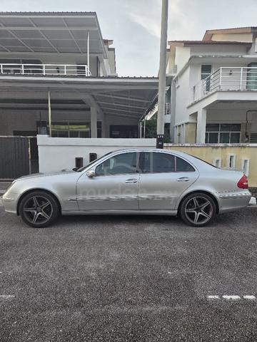 2004 Mercedes Benz E-CLASS 2.6 240 ELEGANCE (CKD) - 2