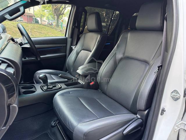 2023 Toyota HILUX 2.8 ROGUE 1 OWNER GOOD CONDITION - 5