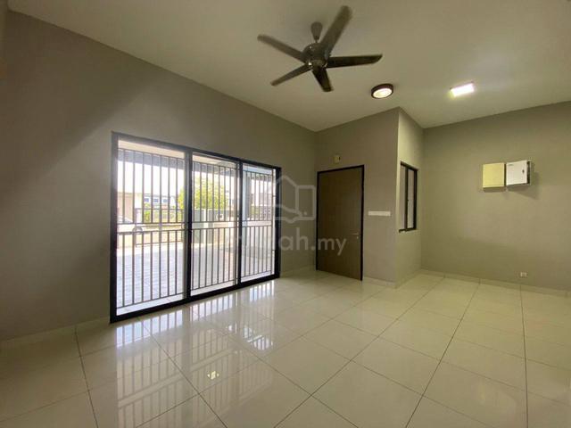 Casablanca Residence Kolombong / Partial furnished / 4 rooms 1