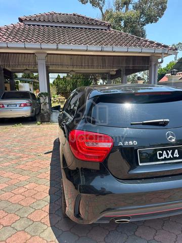 2015 Mercedes Benz A250 2.0 AMG LINE (A) - 5