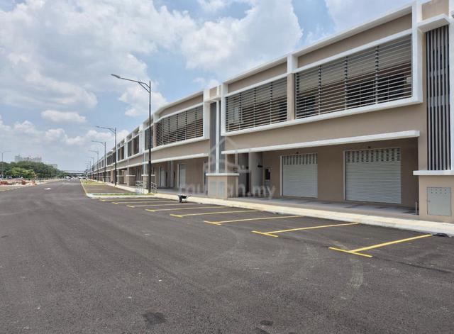 Pusat Bandar Puchong Shoplot 1.5 Link Storey 1