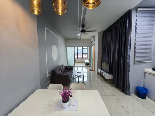 Manhattan Suites @ ITCC 1