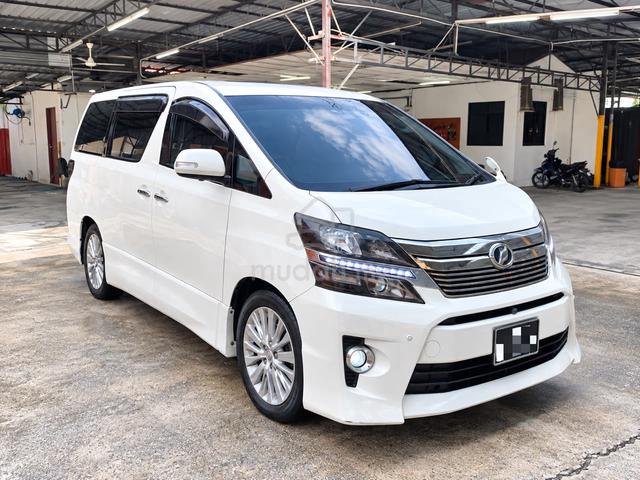 2013/2018 Toyota VELLFIRE 2.4 Z G LOAN KEDAI IC SJ - 1