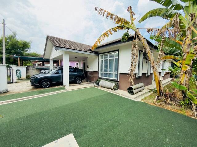 FREEHOLD CHEAPEST Bungalow Single Bandar Tasik Senangin Mahkota Hills 1