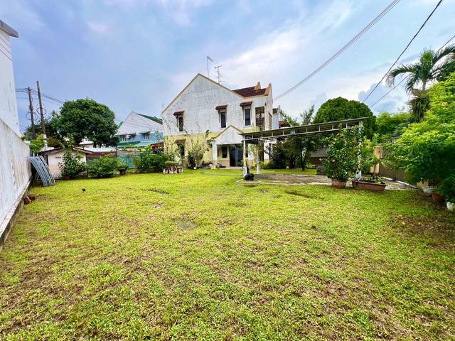 Permas Jaya Big Corner End Lot 4834sf House 1