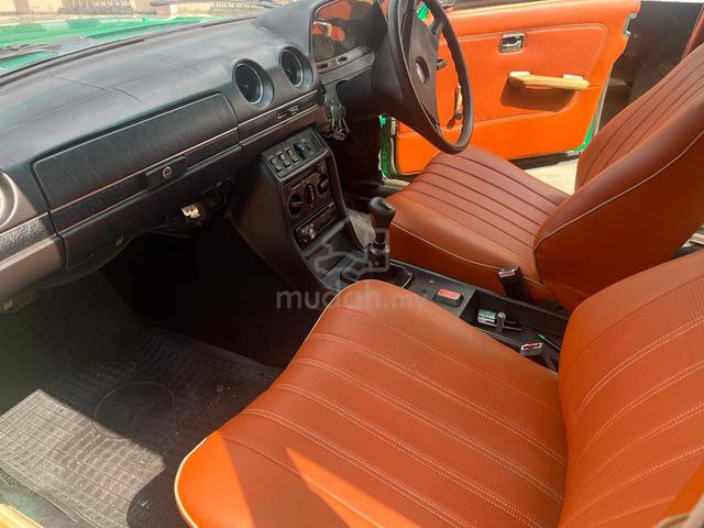 1995 Mercedes Benz 200 2.0 (M) - 4